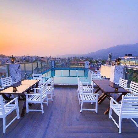 Hotel Holy Vivasa Rishīkesh 외부 사진