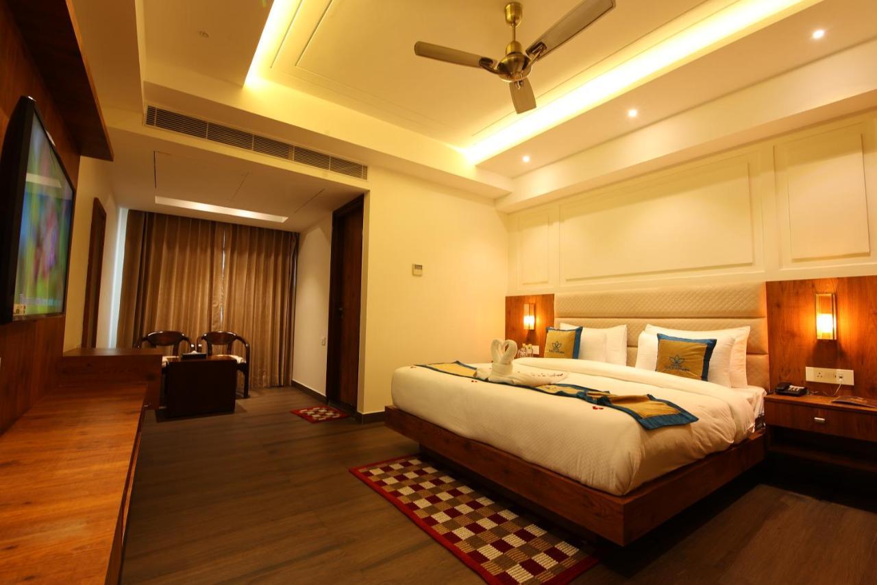 Hotel Holy Vivasa Rishīkesh 외부 사진