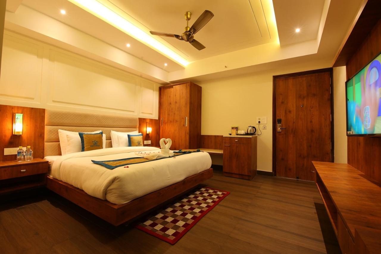 Hotel Holy Vivasa Rishīkesh 외부 사진