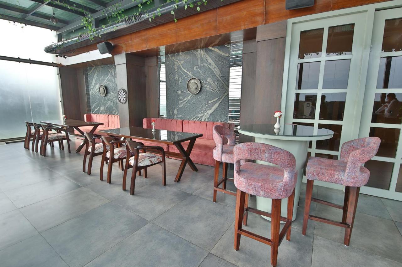Hotel Holy Vivasa Rishīkesh 외부 사진